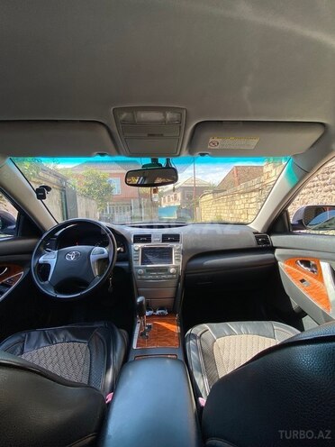 Toyota Camry-14