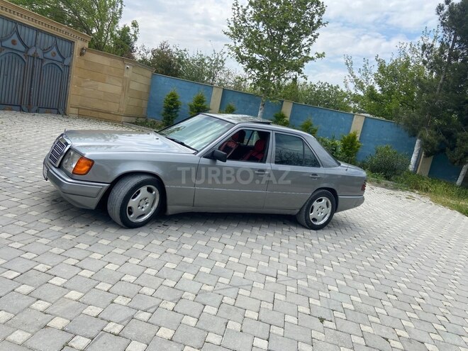 Mercedes 300 D-2