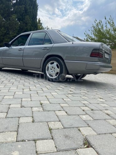Mercedes 300 D-3