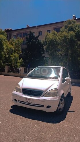 Mercedes A 160-1