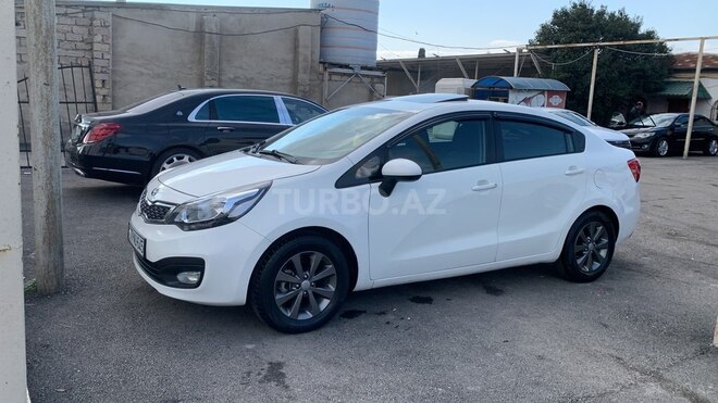 Kia Rio-3