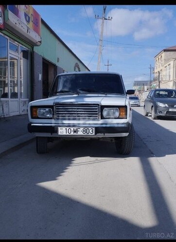 LADA (VAZ) 2107-1