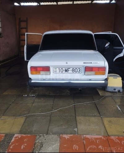 LADA (VAZ) 2107-4