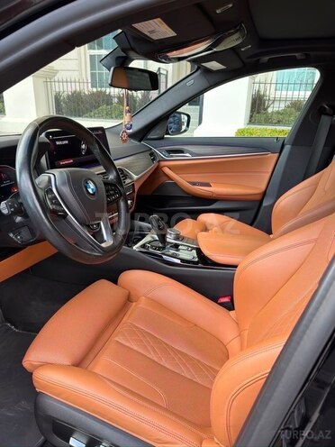 BMW 530-10
