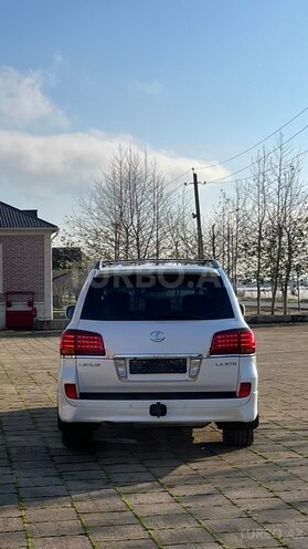 Lexus LX 570-3