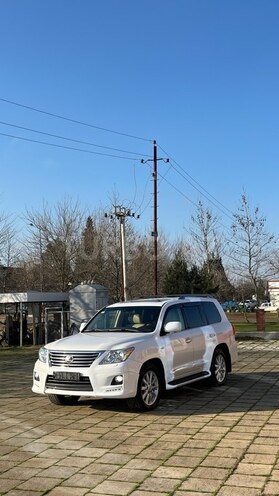 Lexus LX 570-5