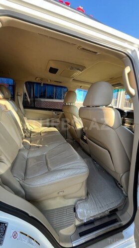 Lexus LX 570-12