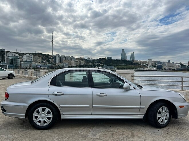 Hyundai Sonata-6