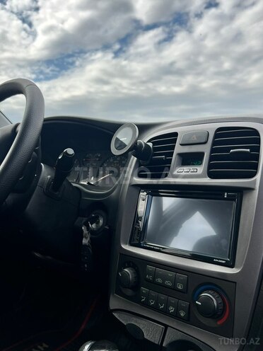 Hyundai Sonata-14