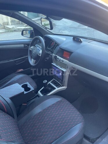 Opel Astra-2