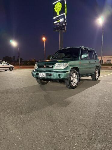 Mitsubishi Pajero io-4