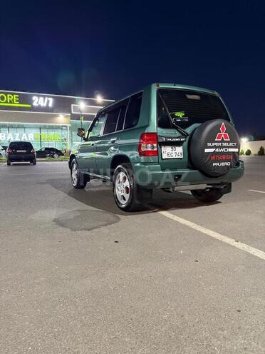 Mitsubishi Pajero io-2