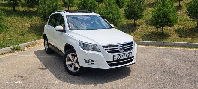 Volkswagen Tiguan-1