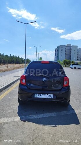 Nissan March-2