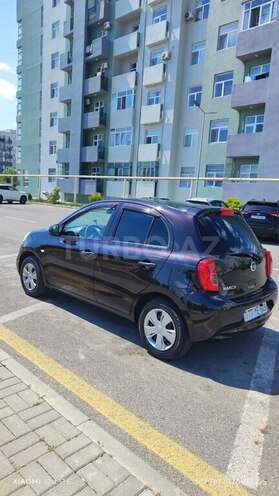 Nissan March-4