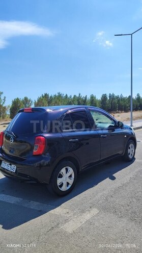 Nissan March-3
