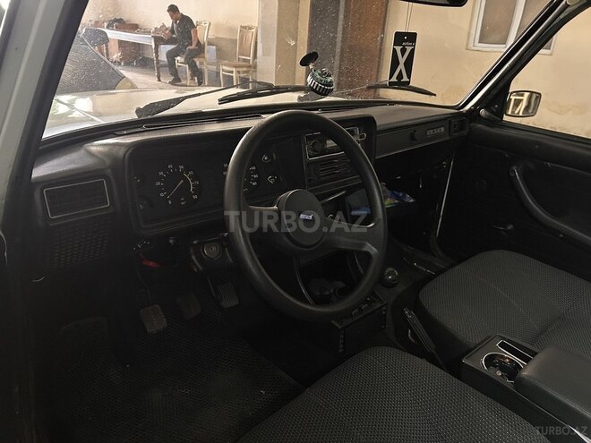 LADA (VAZ) 2107-4