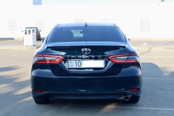 Toyota Camry-8