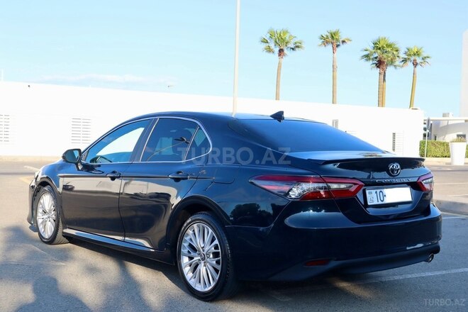 Toyota Camry-7