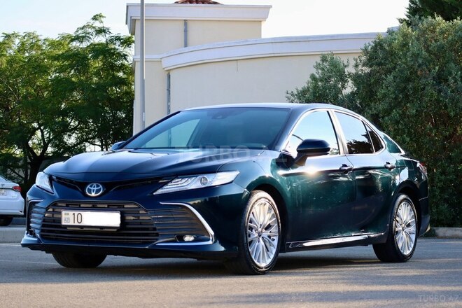 Toyota Camry-1