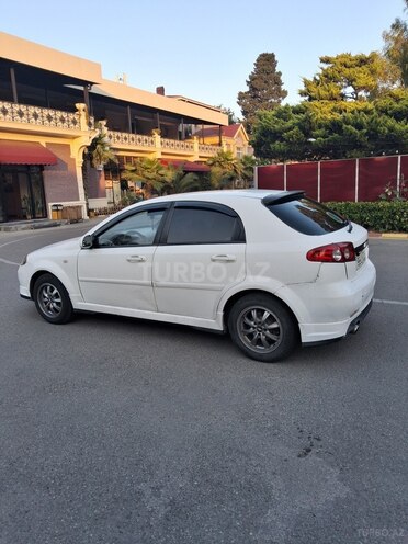 Chevrolet Lacetti-11