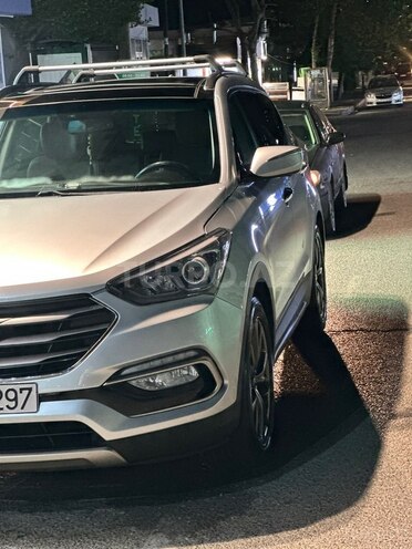 Hyundai Santa Fe-3