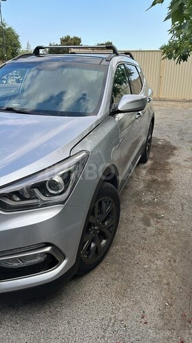 Hyundai Santa Fe-20