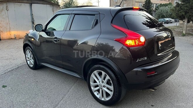 Nissan Juke-13