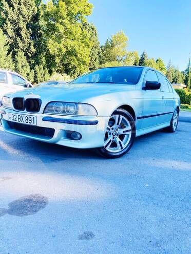 BMW 523-5