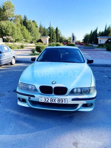 BMW 523-2