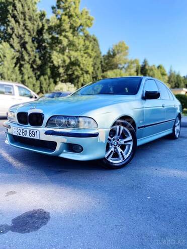 BMW 523-4