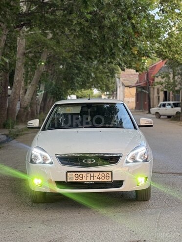 LADA (VAZ) Priora-1