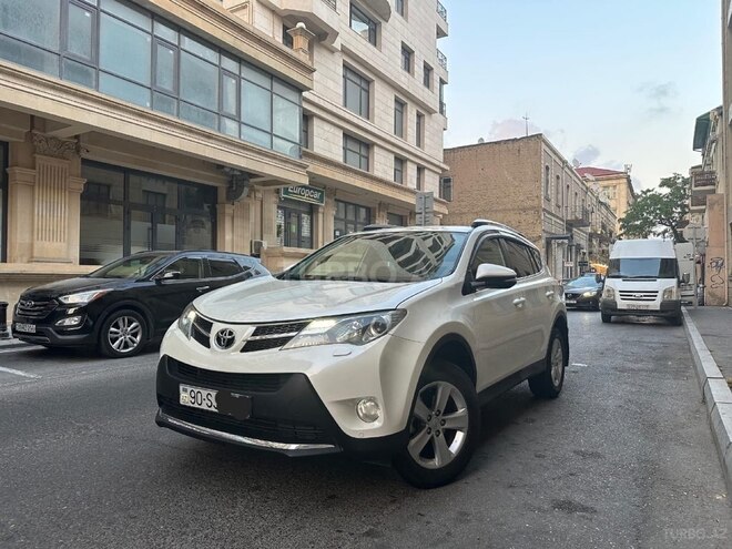Toyota RAV4-4
