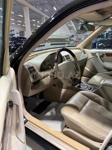 Mercedes C 230-11