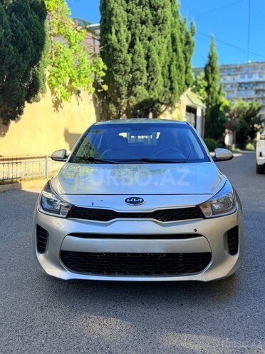 Kia Rio-2