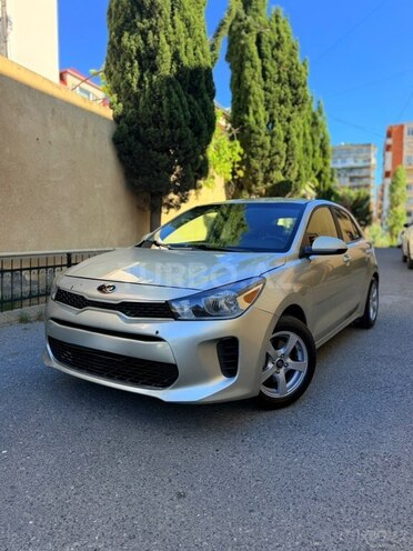 Kia Rio-1