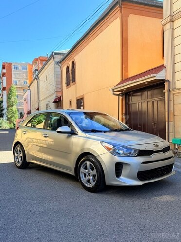 Kia Rio-3