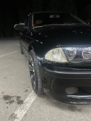 BMW 325-9