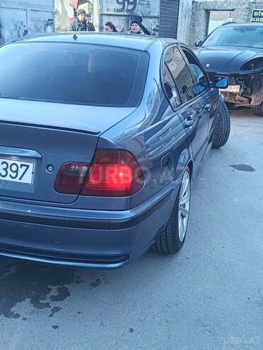 BMW 325-4
