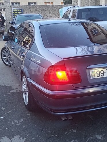 BMW 325-5