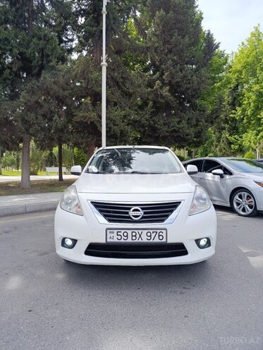 Nissan Sunny-1