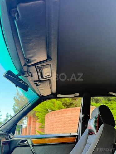 Mercedes E 200-20