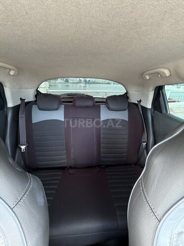 Nissan Juke-8