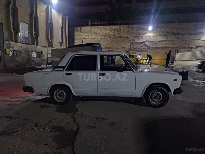 LADA (VAZ) 2107-4