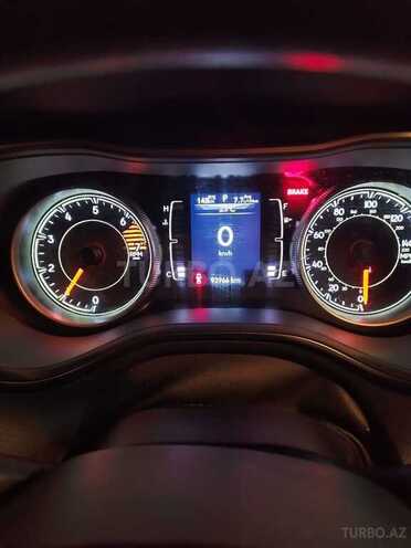 Jeep Cherokee-2
