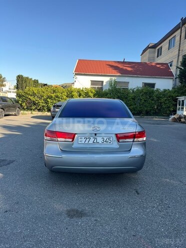 Hyundai Sonata-2