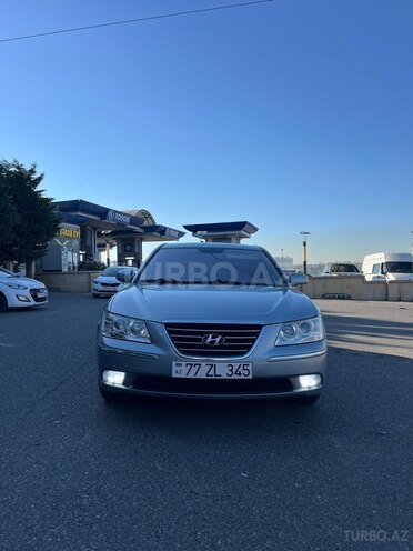 Hyundai Sonata-16