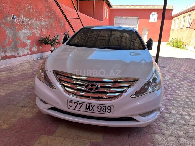 Hyundai Sonata-1