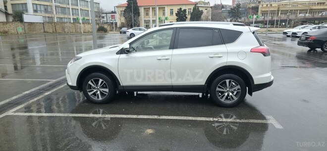 Toyota RAV4-5