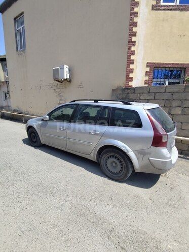 Renault Megane-2